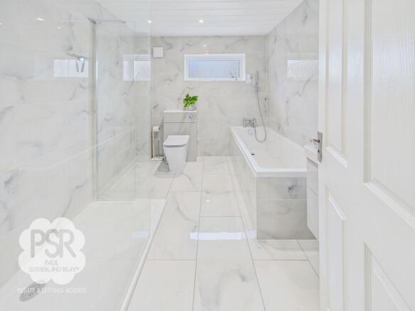 Featured Picture 1 - Modern Ground-Floor Bathroom
