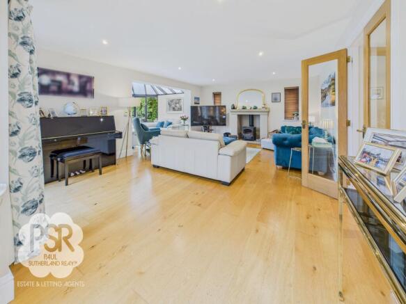 Open Plan Lounge Area