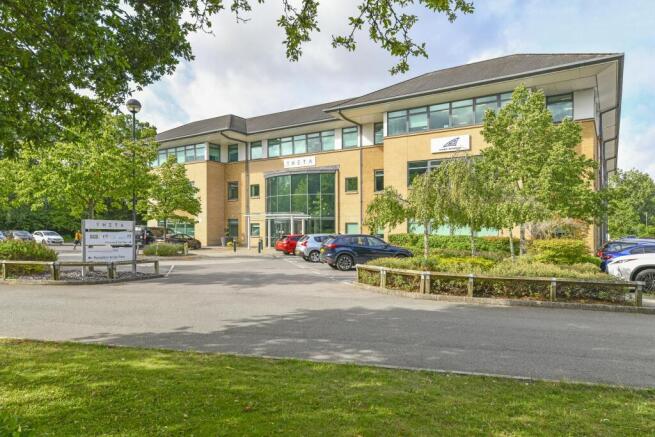 Theta House 45 exterior.jpg