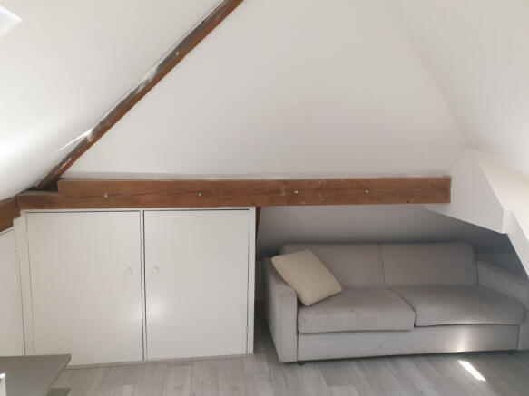 Studio flat to rent in Hendon.Short let
