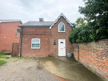 Colchester Road, Thorpe-le-Soken, Clacton-on-sea, CO16 0LA