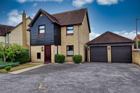 Haltwhistle Road, South Woodham Ferrers, Chelmsford, CM3 5ZF