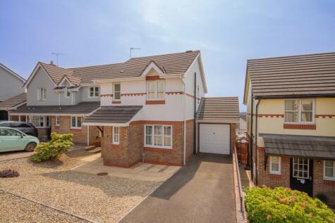 Century Close, St. Austell, Cornwall, PL25