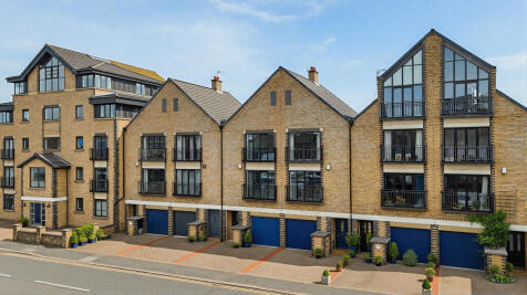 South Ferry Quay, Liverpool, Merseyside, L3 4EE