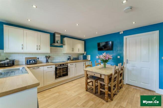 2 Wheatsheaf Court-1030L.jpg