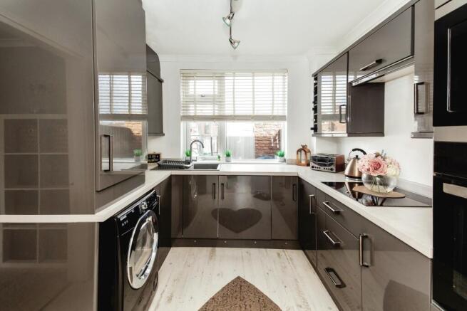 KITCHEN.jpeg