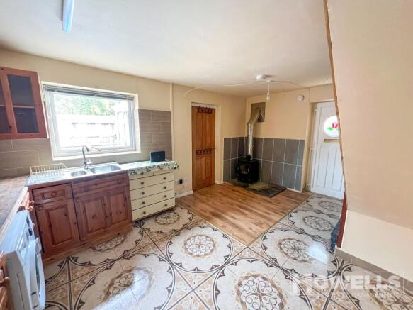 Kitchen Area 2