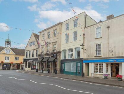 Flat 2, 4 Long Street, Tetbury, Gloucestershire, GL8 8AQ