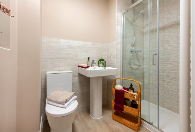 Walnut.Ensuite