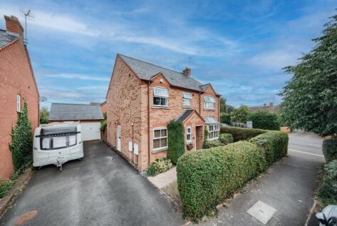 Ebsdorf Close, Bidford-on-Avon, B50