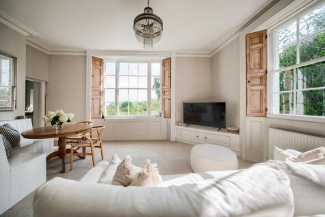 Ettington Grange, Stratford Road, Ettington, CV37