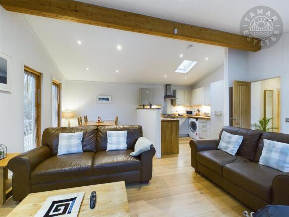 Kitchen/Living Area
