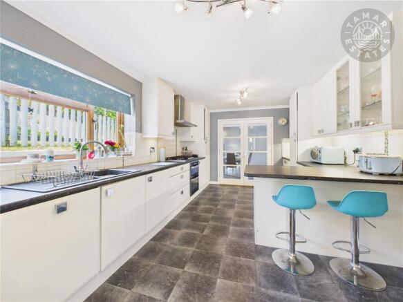Kitchen/Breakfast Rm