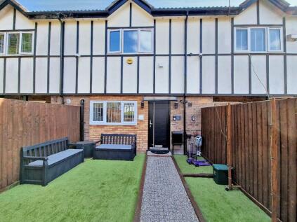 Betula Grove, Salford
