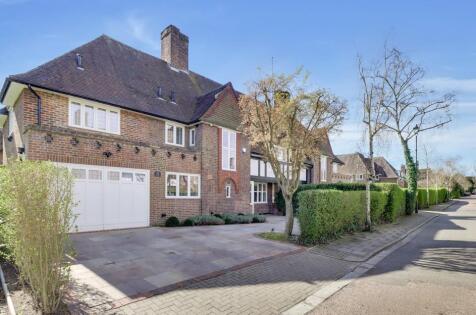 Raeburn Close, Hampstead Garden Suburb, NW11