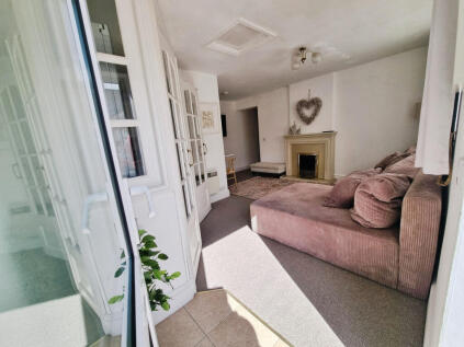 Station Road, Malmesbury, SN16 9