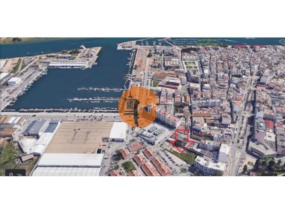 Urban land for construction of 3 buildings - Riverside - Olhão
