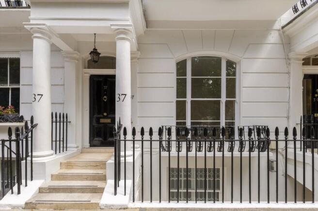 Private Entrance