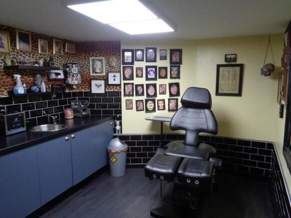 Photo 3