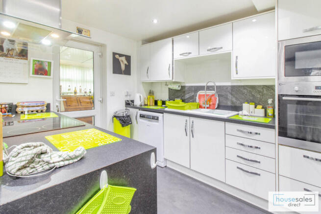 Kitchen 1