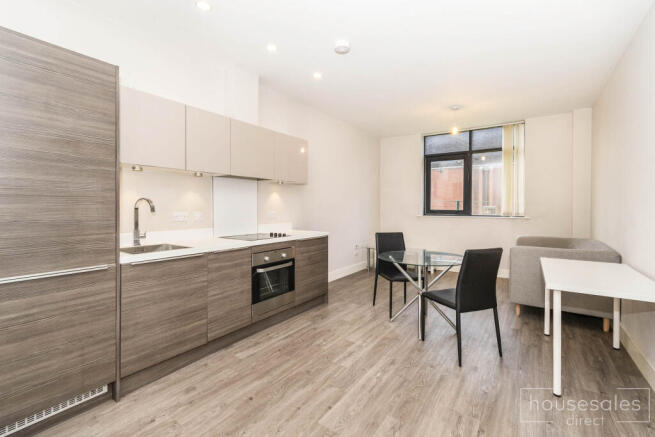 Kitchen/ Living room