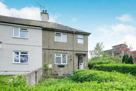 Llanberis Road, Caernarfon, LL55