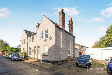 Guildford Road Bisley, Woking, GU24