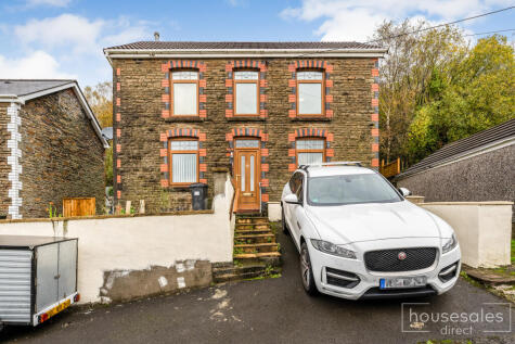 Derw Road Pontardawe, Swansea, SA8