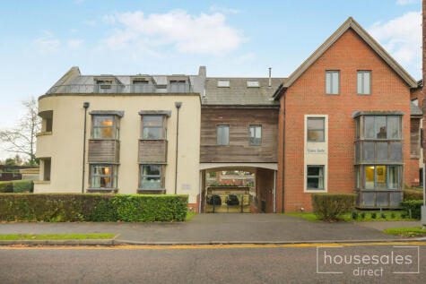 Oaks Gate Oaks Road, TENTERDEN, TN30