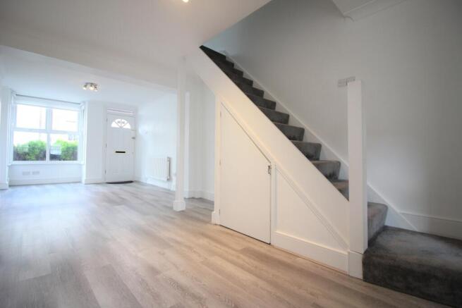 82 Grover Road - Dow