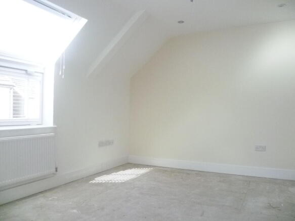 Flat 4, 32 - 38 Vale