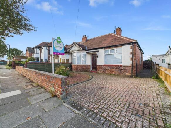 CAM02195G0-PR0090-STILL018