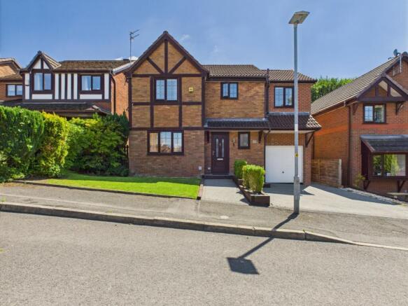 CAM03729G0-PR0090-STILL046