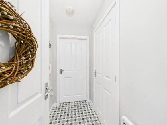 CAM03729G0-PR0187-STILL012