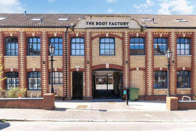 26-The-boot-Factory-BS5-8SB-27.jpg