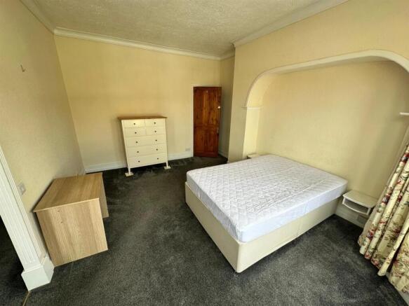 WhatsApp Image 2025-11-25 at 08.47.34_52c6e1cb.jpg