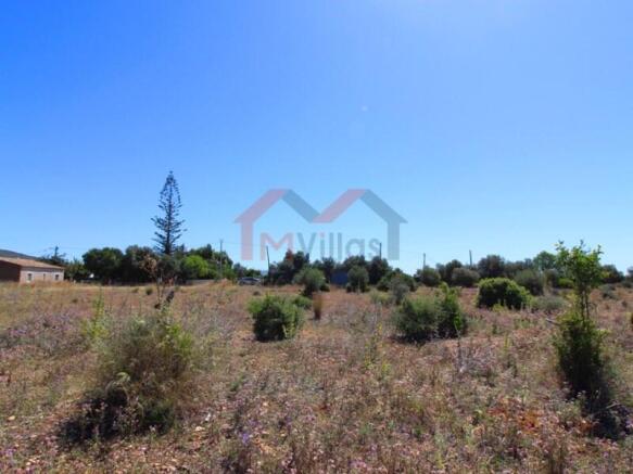 Plot of land with ruin and sea view - Santa Barbara de Nexe