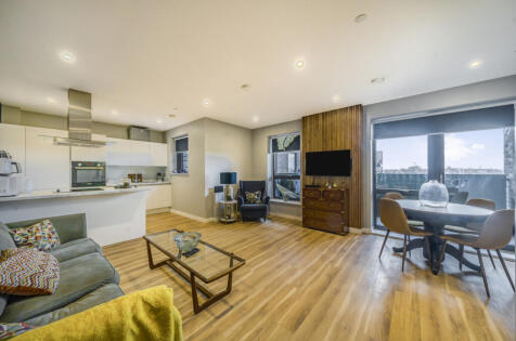 New Bell House, 4 Earl Haig Close, Hounslow, TW4