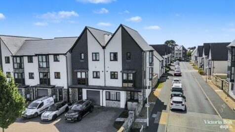 Albacore Drive, Plymouth