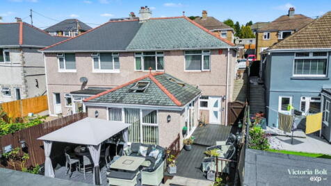 Molesworth Road, Plympton