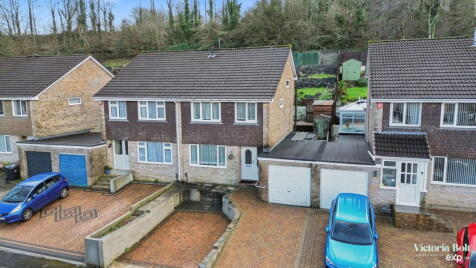 Slatelands Close, Plymouth, PL7 1XJ