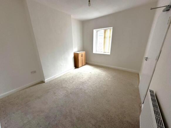 north street bedroom 2.JPG