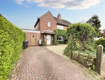 Sidney Drive, Kingsley Holt, ST10