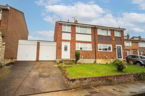 Quickthorn Crescent, Chatham