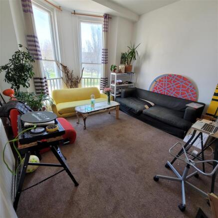Lounge.jpg