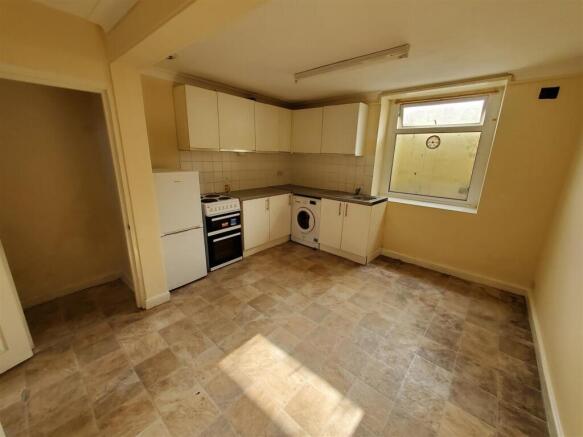 Kitchen Resize.jpg