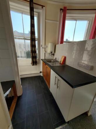Kitchen Resize.jpg