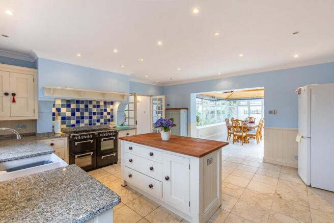 Kitchen/Dining