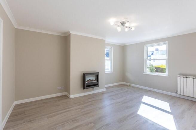 Sitting/Dining Room