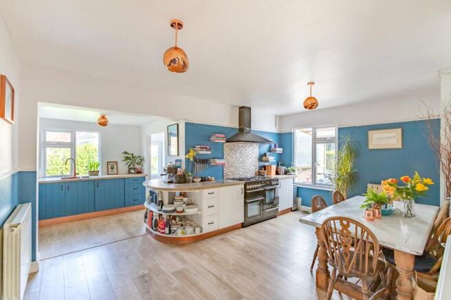 Kitchen/Dining Room